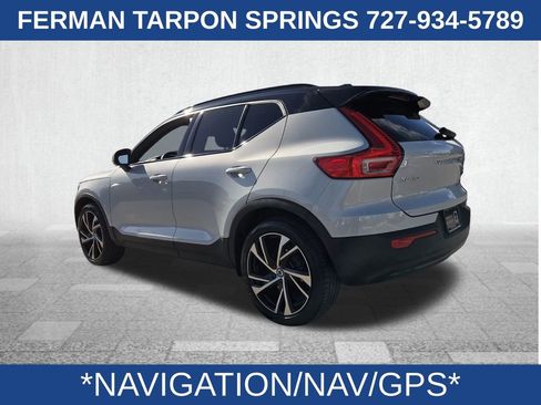 Certified 2021 Volvo XC40 T5 R-Design w/ Advanced Package image 8