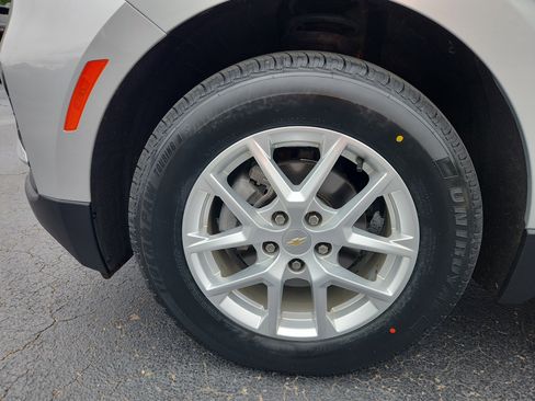 Used 2022 Chevrolet Equinox LS w/ LS Convenience Package image 48