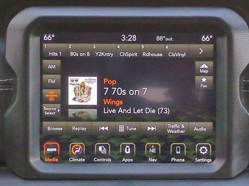 Used 2023 Jeep Wrangler Unlimited Sahara image 18