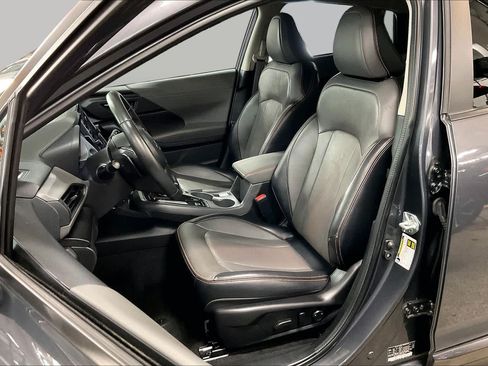 Used 2024 Subaru Crosstrek 2.5i Limited AWD/4WD image 8