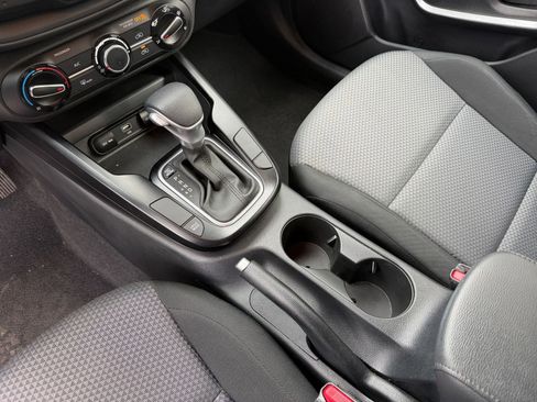 Used 2025 Kia Soul LX w/ LX Technology Package image 39