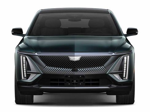 New 2026 Cadillac Lyriq Luxury AWD/4WD image 2
