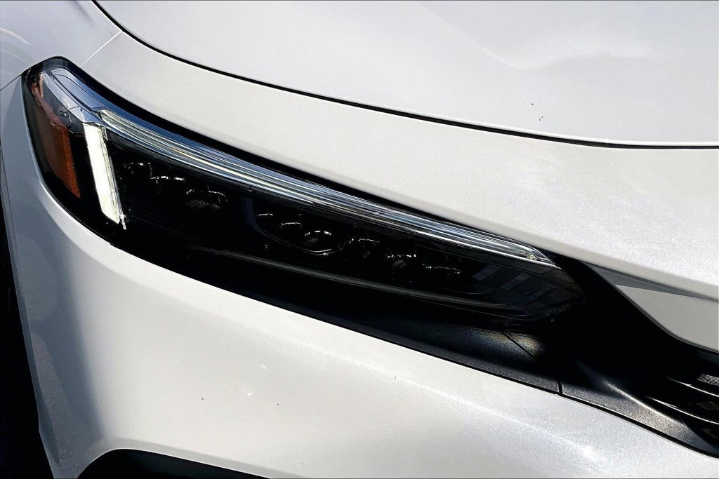 Used 2023 Honda Civic Sport image 28