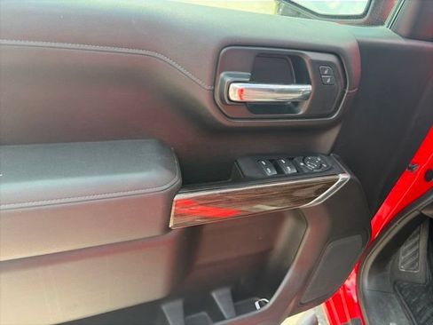 Used 2020 Chevrolet Silverado 1500 LT AWD/4WD image 17