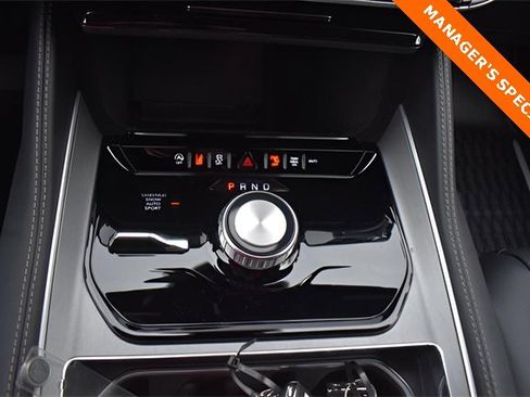 New 2025 Jeep Wagoneer 4WD image 27