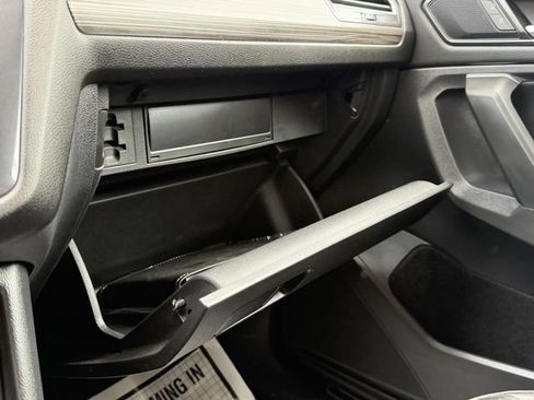 Certified 2024 Volkswagen Tiguan Wolfsburg Edition AWD/4WD image 36