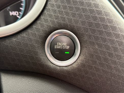Used 2022 Chevrolet Malibu LS FWD image 29