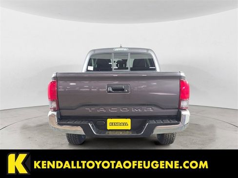 Used 2020 Toyota Tacoma SR5 image 4