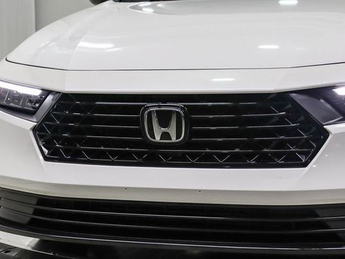 Used 2023 Honda Accord LX image 8