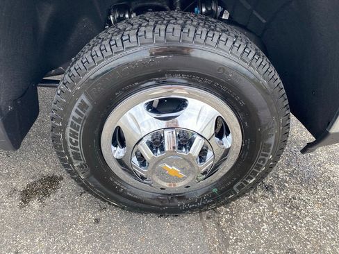 New 2026 Chevrolet Silverado 3500 W/T w/ Snow Plow Prep Package AWD/4WD image 26