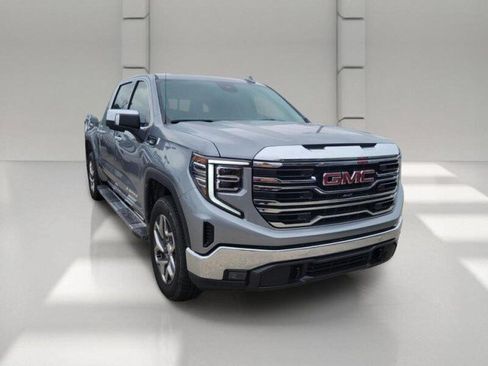 Used 2025 GMC Sierra 1500 SLT w/ SLT Premium Plus Package RWD image 3