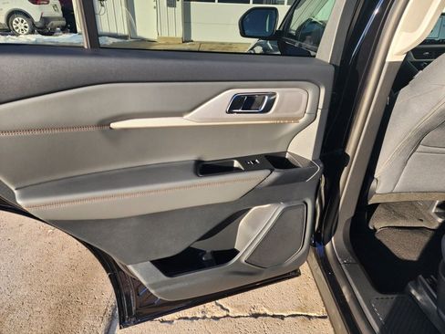 New 2026 Ford Explorer Active image 11