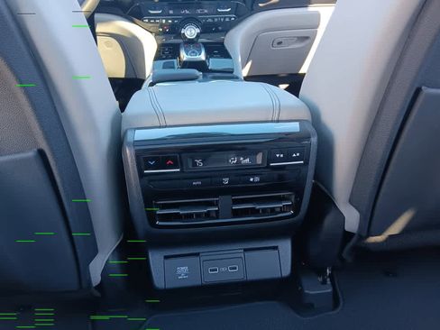 Used 2023 Acura MDX SH-AWD w/ Technology Package image 13