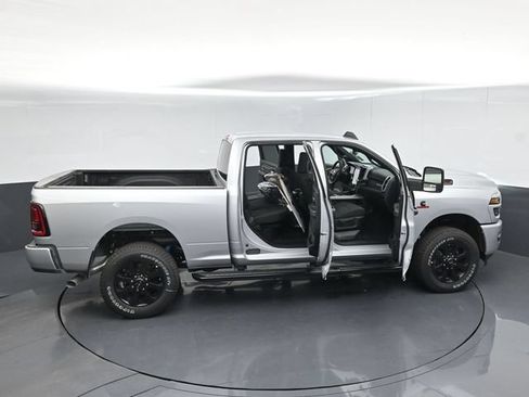 New 2026 RAM 2500 Big Horn AWD/4WD image 55