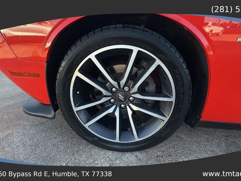 Used 2020 Dodge Challenger R/T w/ Plus Package RWD image 9