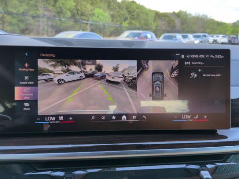 Used 2026 BMW X5 xDrive40i w/ Climate Comfort Package image 18