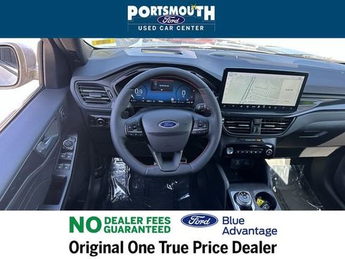 Certified 2023 Ford Escape ST-Line Elite w/ Premium Technology Package image 7