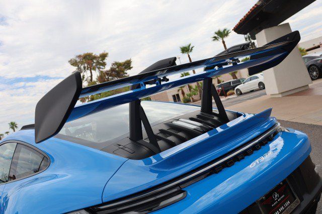Used 2024 Porsche 911 GT3 RS w/ Weissach Package RWD image 66