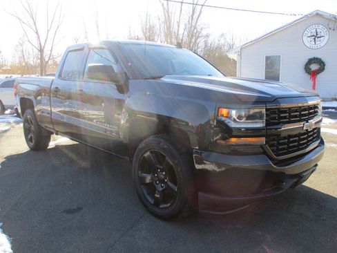 Used 2017 Chevrolet Silverado 1500 Custom w/ Rally 1 Edition image 7