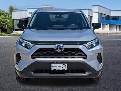 Used 2025 Toyota RAV4 LE AWD/4WD image 9