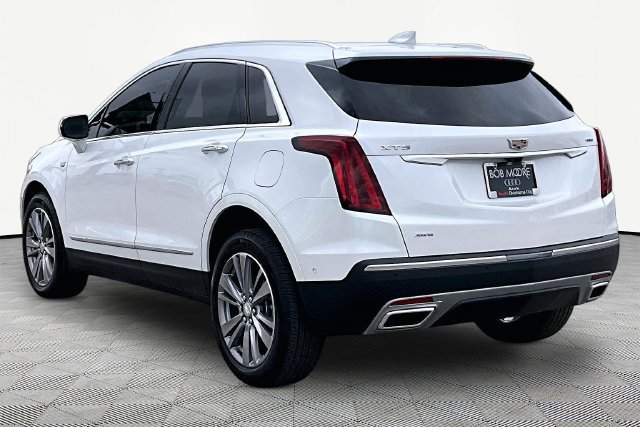 Used 2025 Cadillac XT5 Premium Luxury w/ Technology Package AWD/4WD image 12