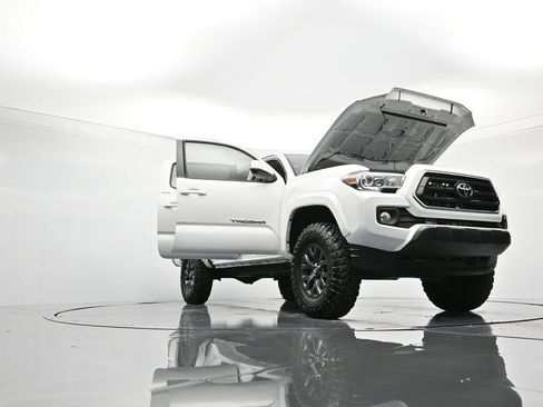 Used 2023 Toyota Tacoma SR5 image 48