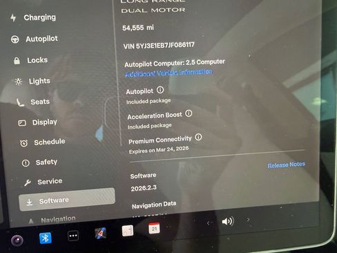 Used 2018 Tesla Model 3 Long Range image 41