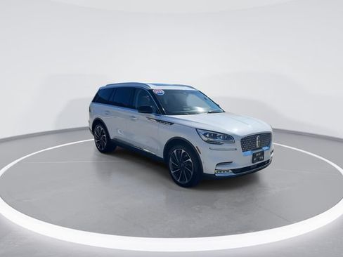 Used 2023 Lincoln Aviator Reserve w/ Equipment Group 201A AWD/4WD image 1