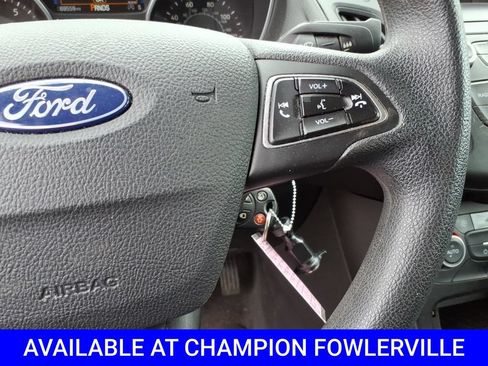 Used 2018 Ford Focus SE w/ SE Appearance Package FWD image 17