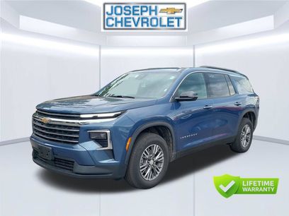 Used 2026 Chevrolet Traverse LT