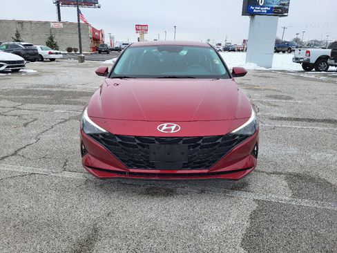 Used 2023 Hyundai Elantra SEL w/ Convenience Package image 15