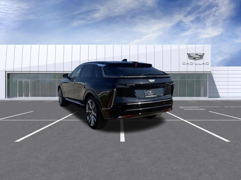 Certified 2024 Cadillac Lyriq Luxury AWD/4WD image 12