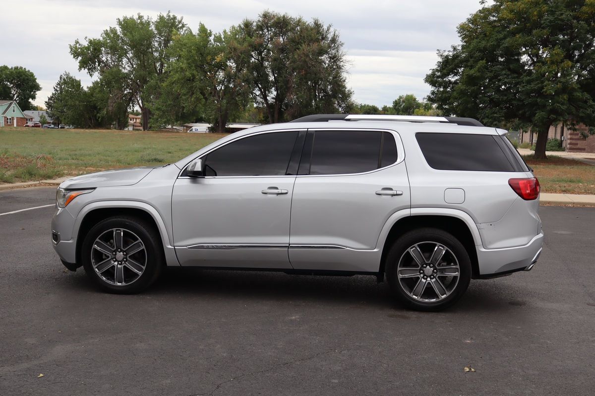 Used 2017 GMC Acadia Denali AWD/4WD image 9