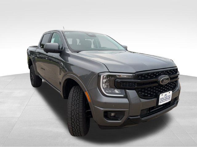New 2026 Ford Ranger Lariat w/ Black Appearance Package AWD/4WD image 11