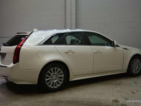 Used 2010 Cadillac CTS Wagon image 31