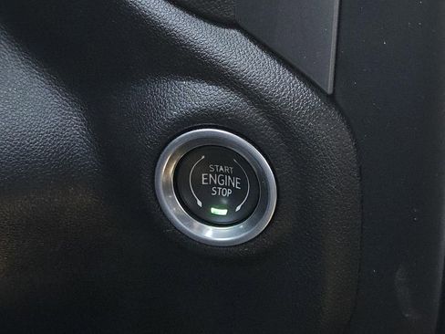 Used 2022 Chevrolet Silverado 1500 Custom image 15