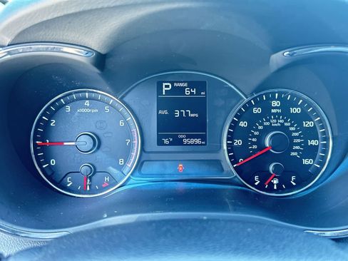 Used 2017 Kia Forte LX image 20