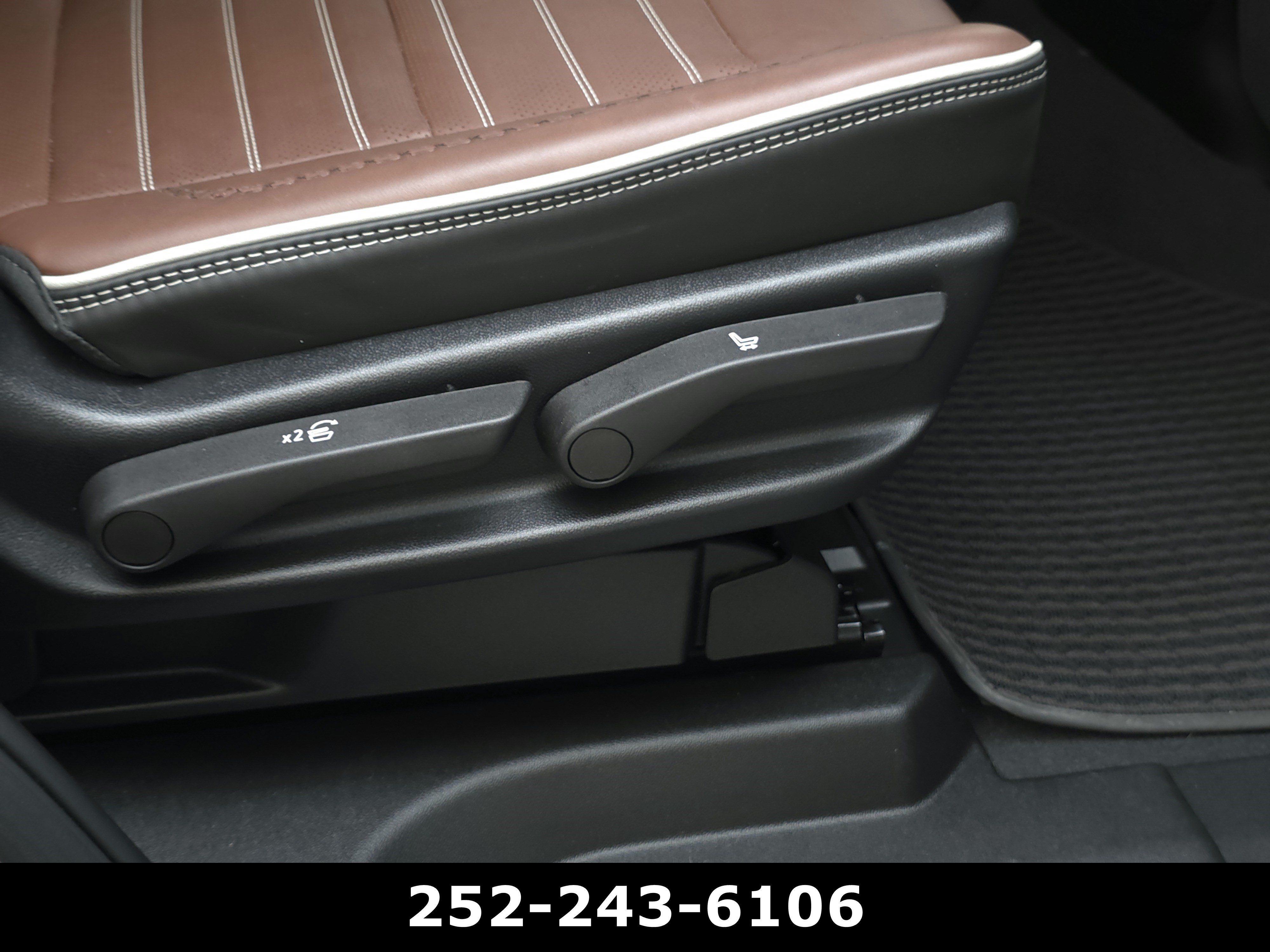 Used 2024 GMC Yukon Denali Ultimate AWD/4WD image 45