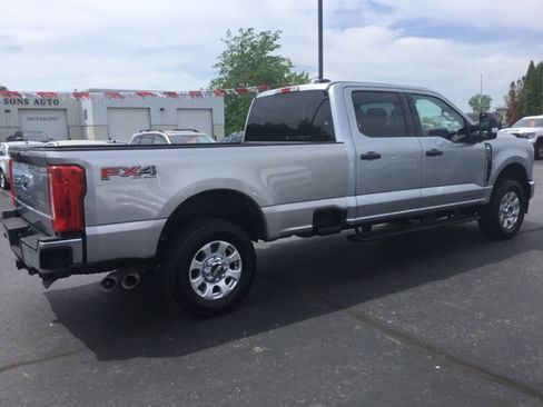 Used 2024 Ford F250 XLT AWD/4WD image 6