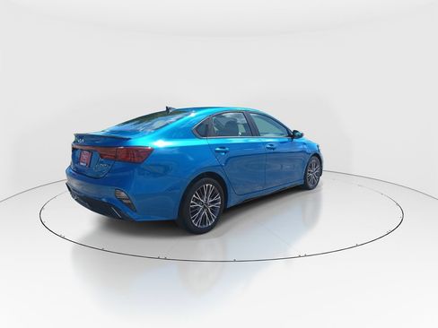 Used 2024 Kia Forte GT-Line w/ GT-Line Premium Package FWD image 8