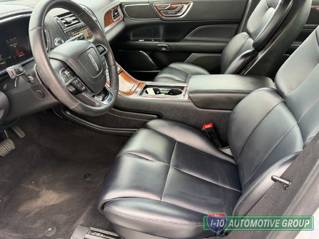 Used 2019 Lincoln Continental Premiere FWD image 23