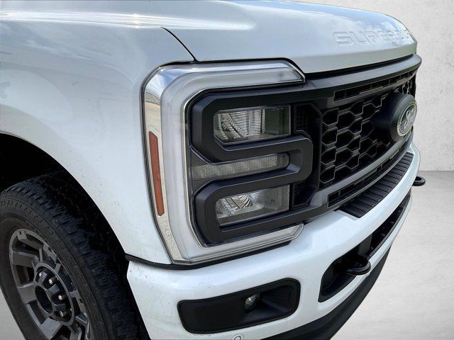 Used 2024 Ford F250 Lariat w/ Lariat Ultimate Package AWD/4WD image 28