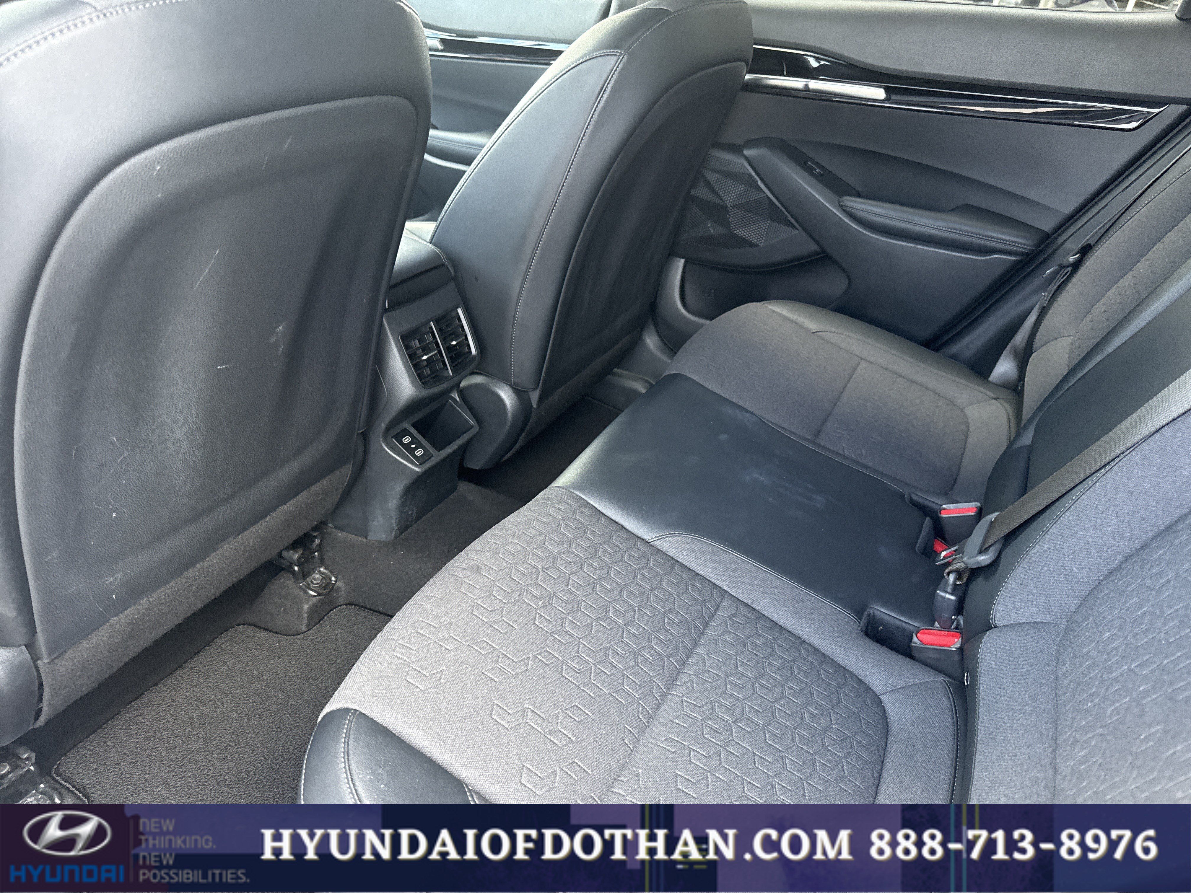 Used 2025 Kia Seltos S FWD image 12