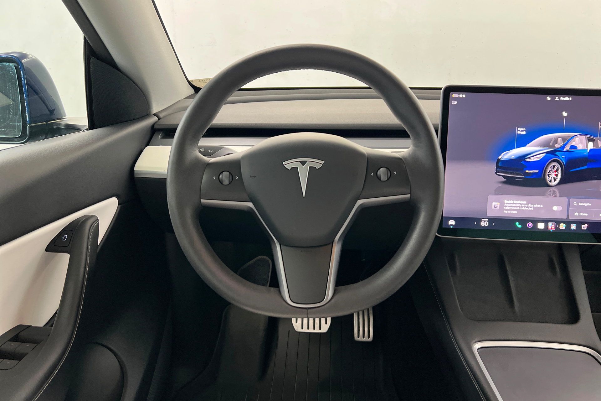 Used 2022 Tesla Model Y Performance AWD/4WD image 13