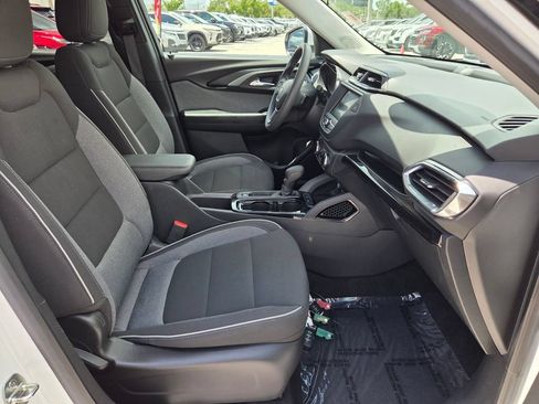 Certified 2023 Chevrolet TrailBlazer LT FWD image 14