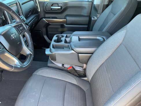 Used 2021 Chevrolet Silverado 1500 RST image 17