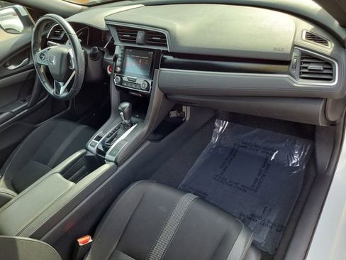 Used 2019 Honda Civic Sport image 12