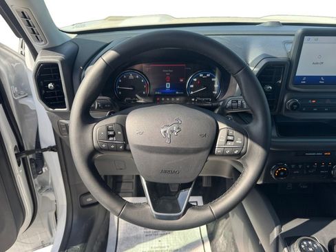 Used 2024 Ford Bronco Sport Badlands image 11