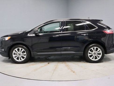 Certified 2024 Ford Edge Titanium AWD/4WD image 9