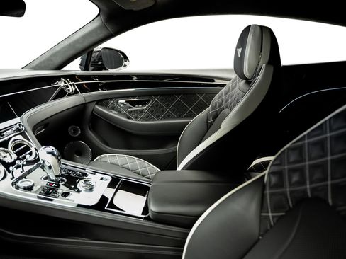 Used 2022 Bentley Continental GT AWD/4WD image 61